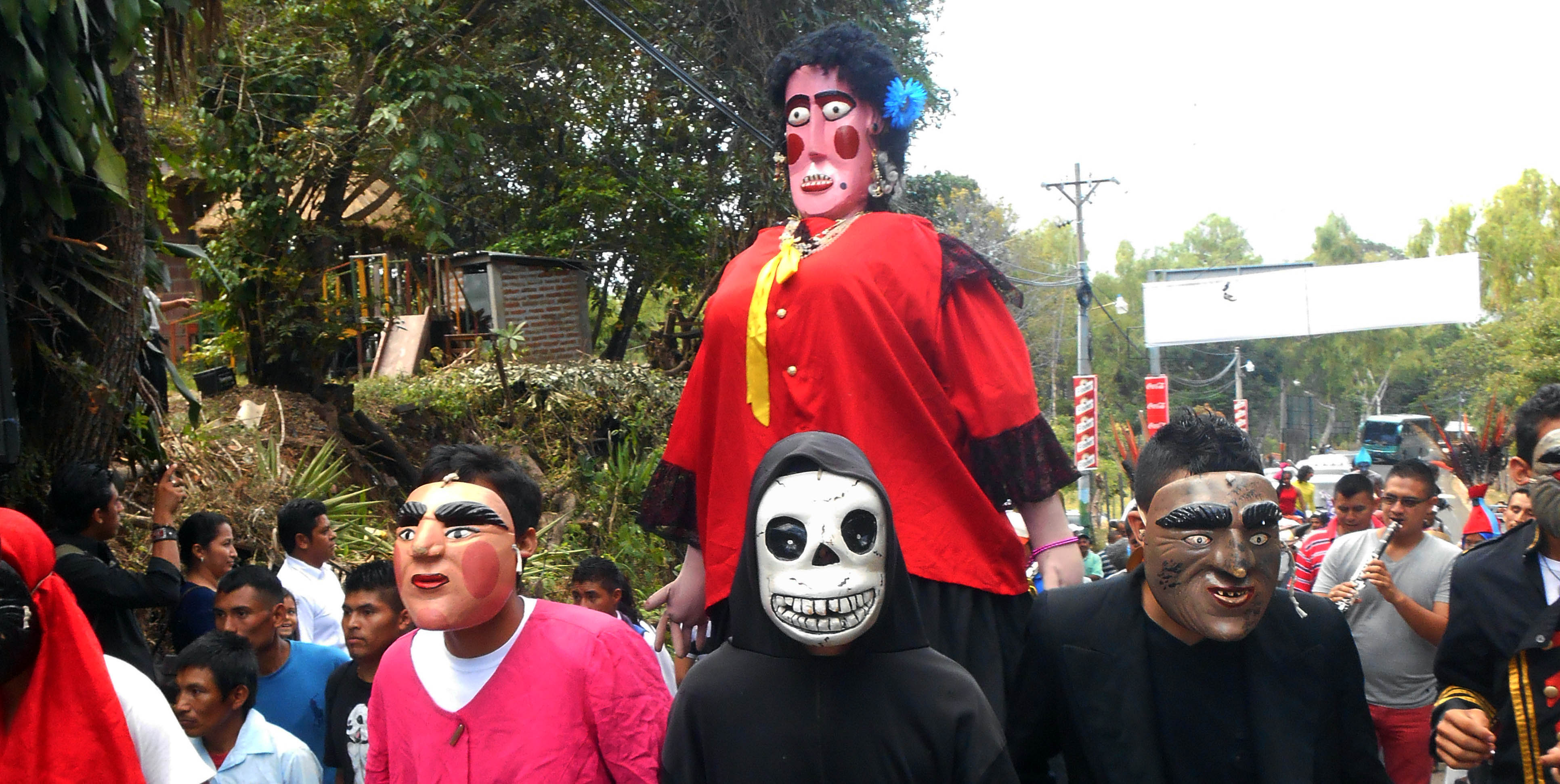 Desfile en Perquin el Salvador