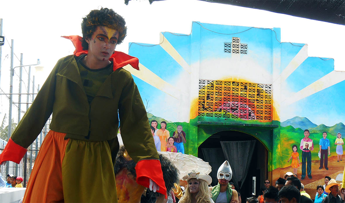 Intérprete en el festival Perquin El Salvador