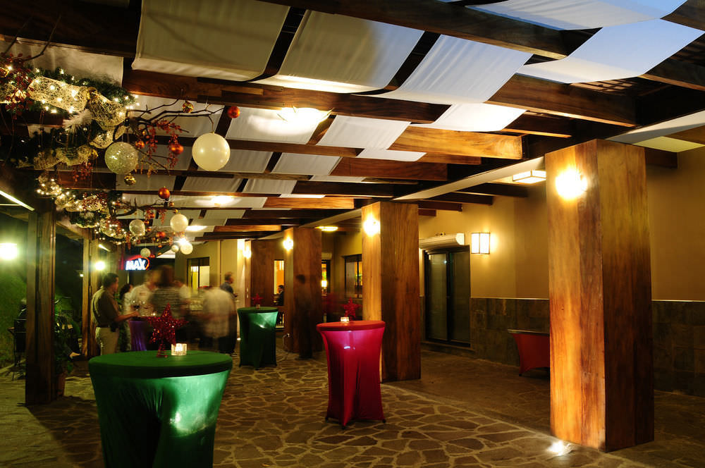 Última lista de los mejores hoteles de lujo en El Salvador Courtyard Marriott San Salvador