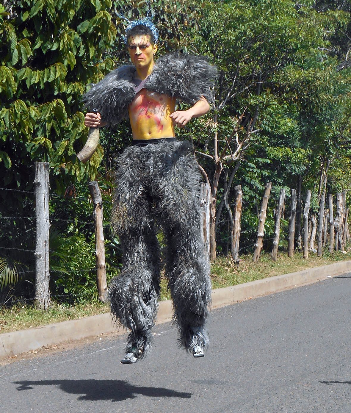 Artistas callejeros en Perquin El Salvador